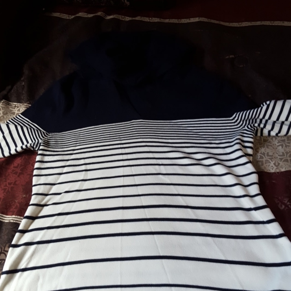Fitted sweatshirt